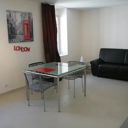 Le Vieux Port Apartments Cannes Room photo