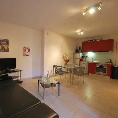 Le Vieux Port Apartments Cannes Exterior photo